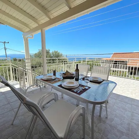 아파트 Ionian View House Mousata